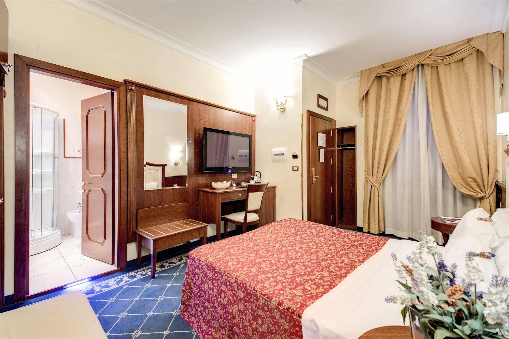 Esedra Inn Rome Bagian luar foto