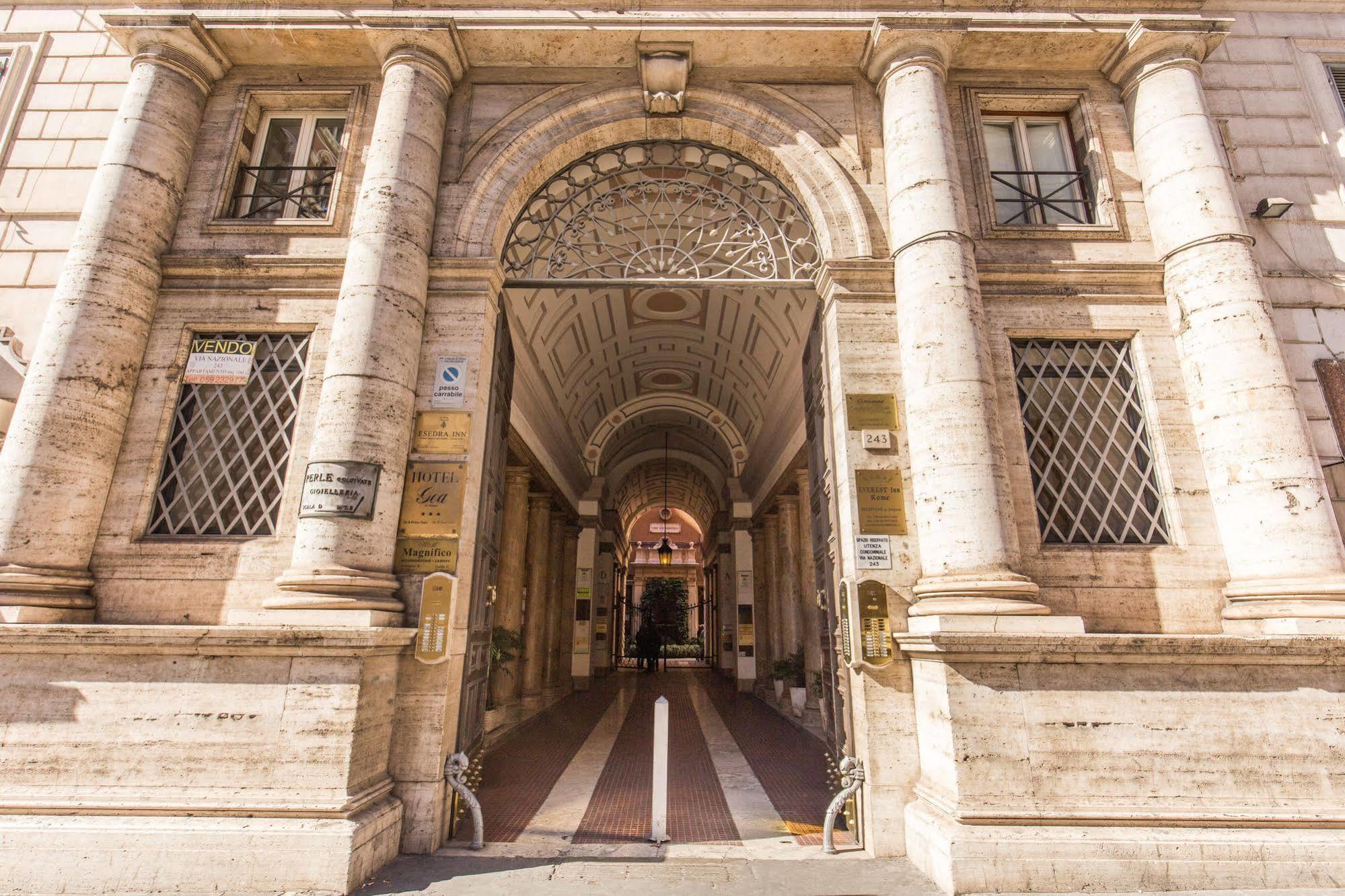 Esedra Inn Rome Bagian luar foto