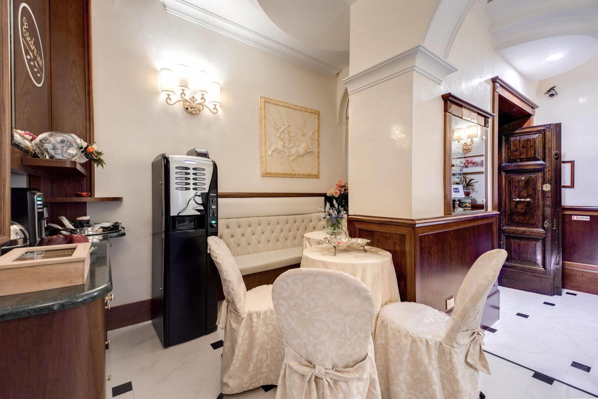 Esedra Inn Rome Bagian luar foto
